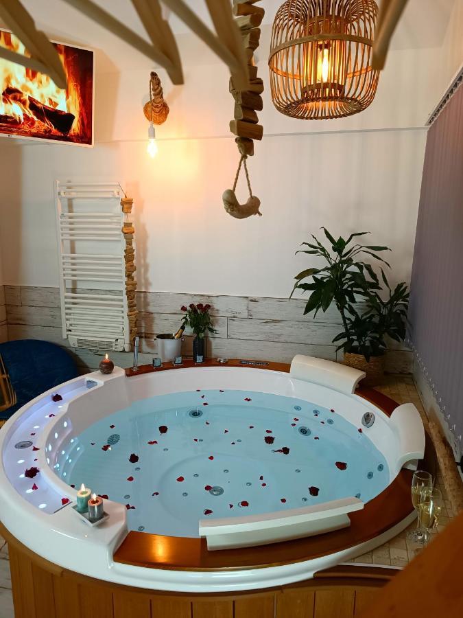 Le Marechal Duplex - Appartement Avec Jacuzzi - Caen Hyper Centre 外观 照片