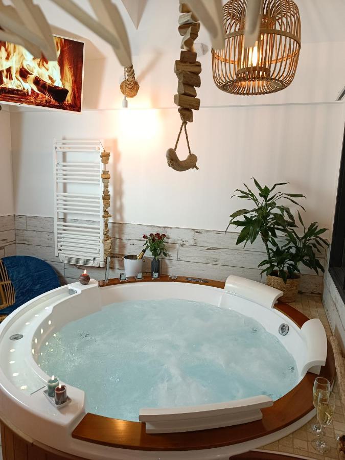 Le Marechal Duplex - Appartement Avec Jacuzzi - Caen Hyper Centre 外观 照片